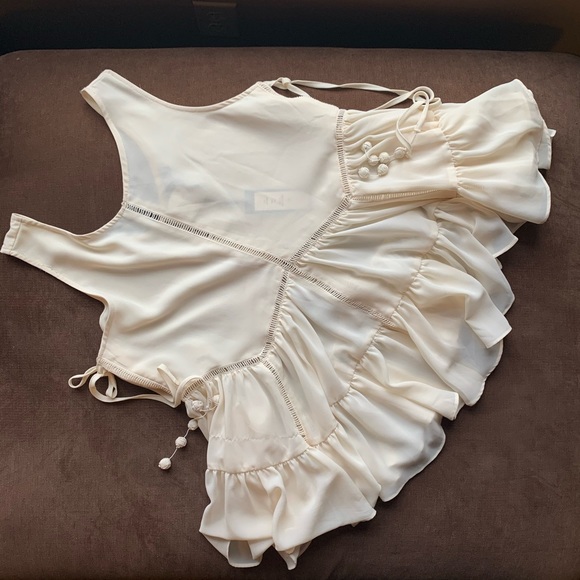 Romeo & Juliet Couture PomPom Ties Tank - Picture 3 of 6